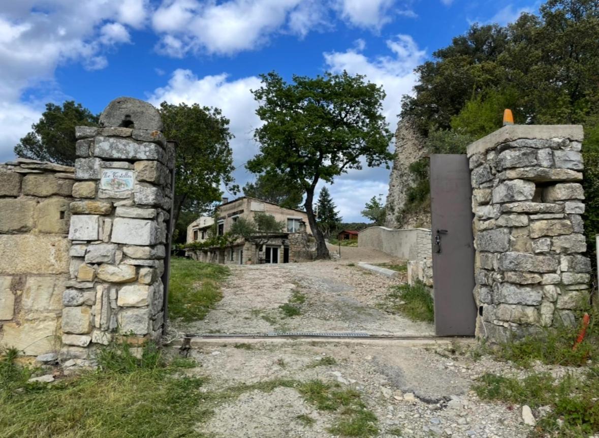 Le Castellas - Gite En Pleine Nature Montmirat Exterior foto